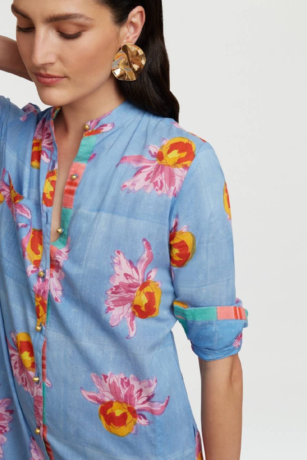 Lisa Corti Kurta Lunga Aperta Arabesque Flower Light Blue