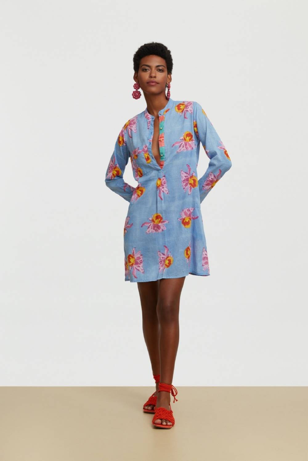 Lisa Corti kurta corta arabesque flower light blue