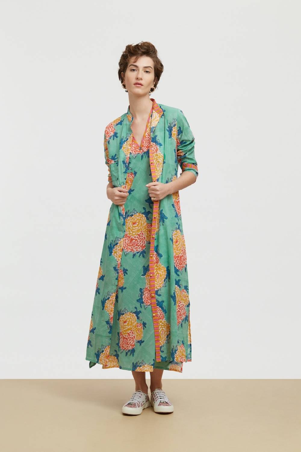 Lisa Corti kurta lunga aperta corolla veronese