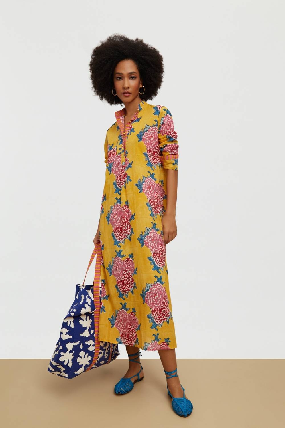 Lisa Corti kurta lunga corolla gold