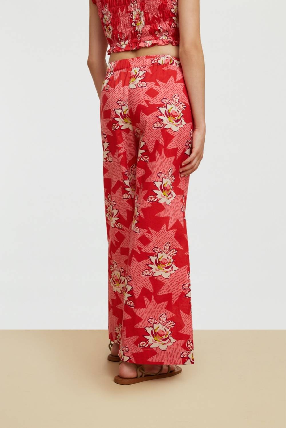 Lisa Corti Pantalone Myanmar Star Flower Red