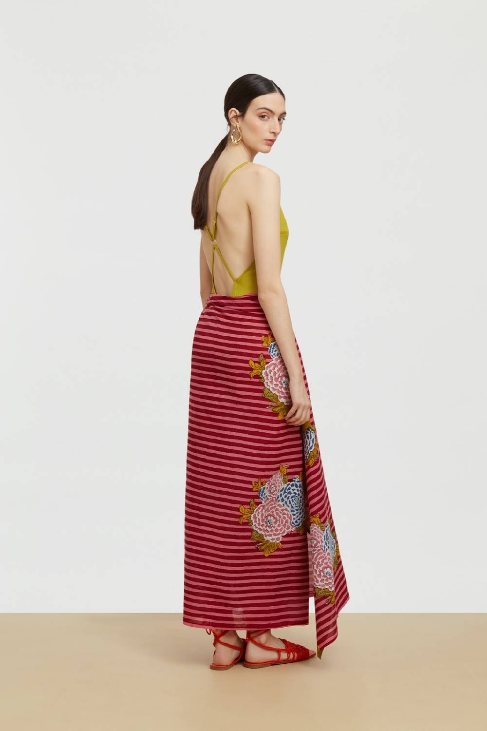 Lisa Corti Pareo Corolla Gold Veronese