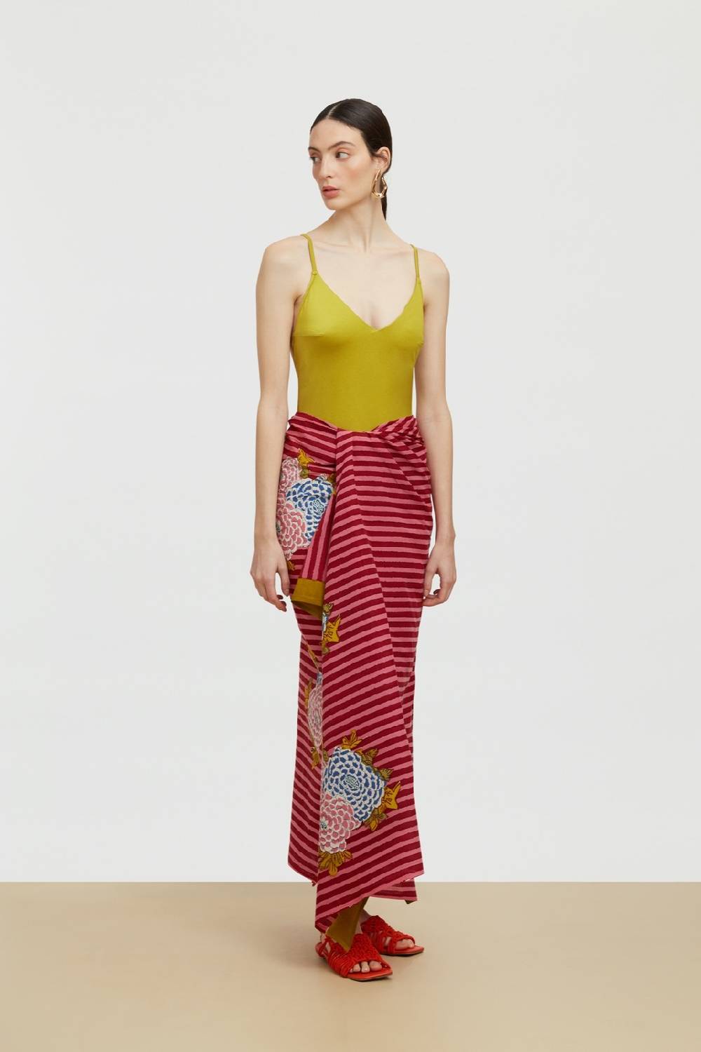 Lisa Corti Pareo Corolla Gold Veronese