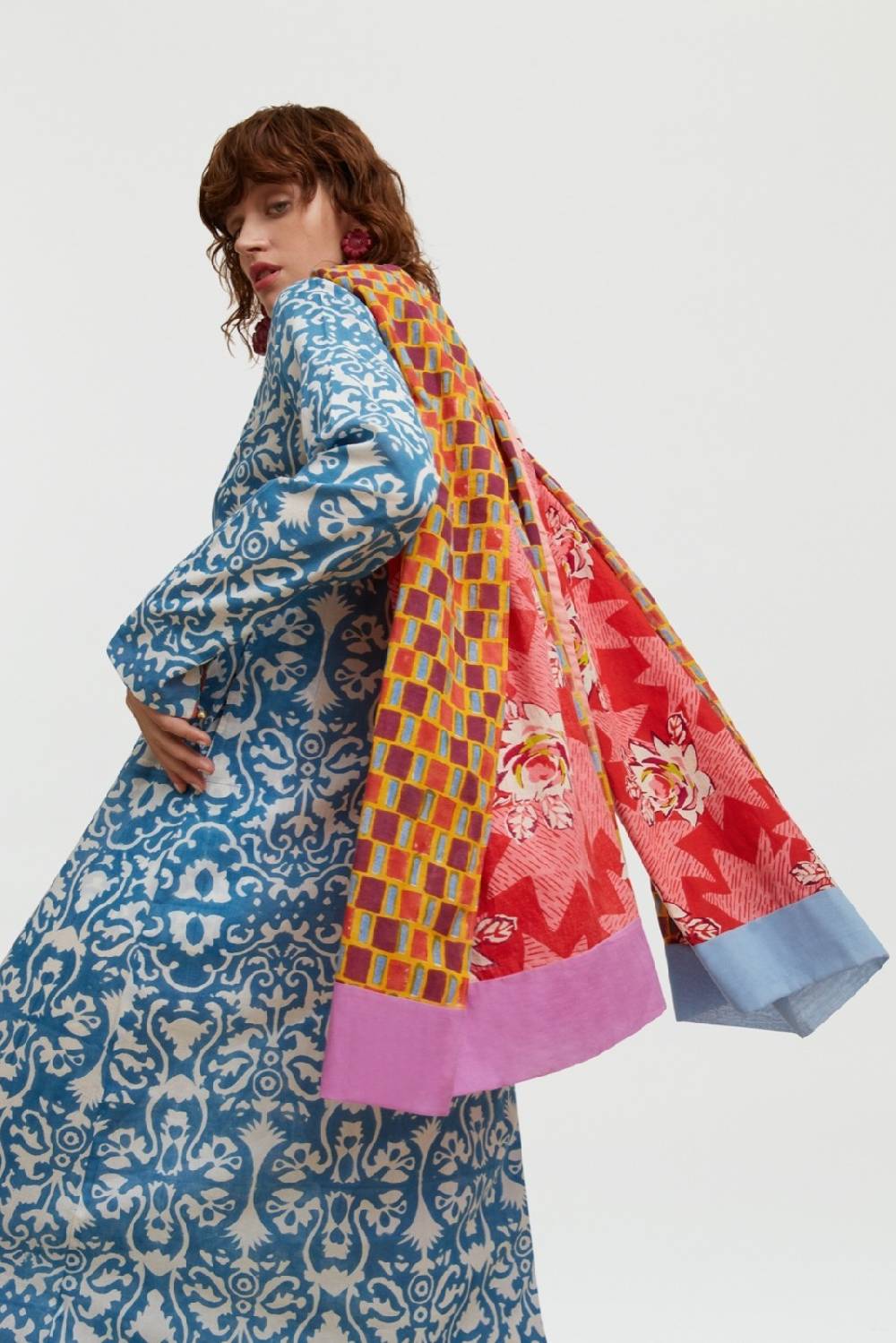 Lisa Corti Pareo Star Flower Red