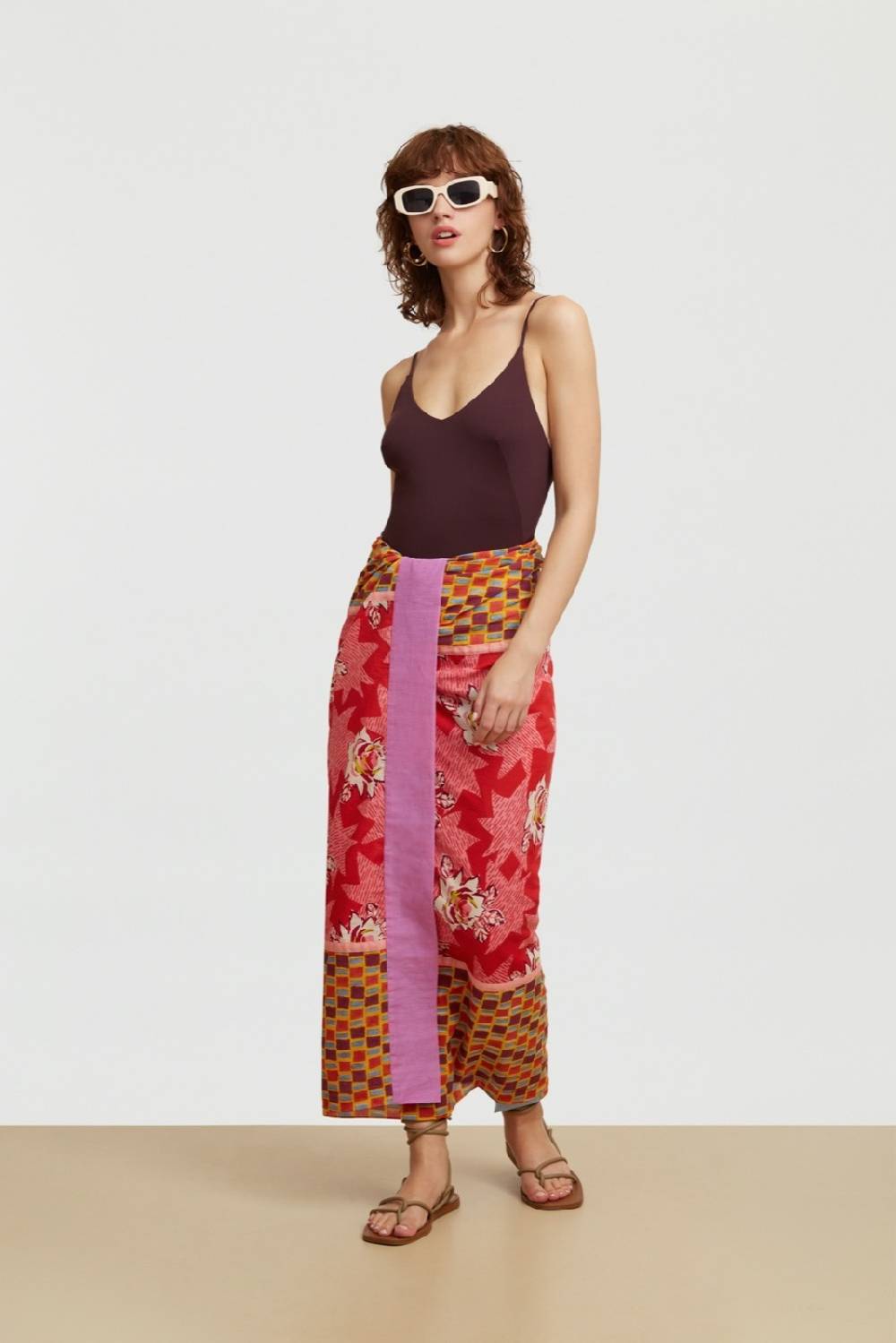 Lisa Corti pareo star flower red