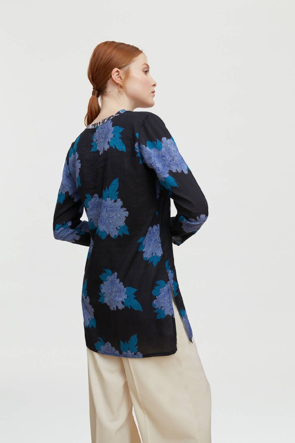 Lisa Corti Top Alise Abhanery Peony Payne