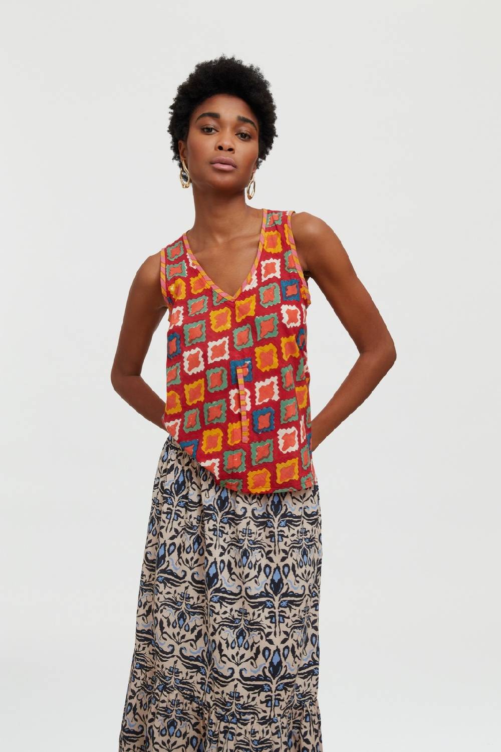 Lisa Corti top banyan hima rany