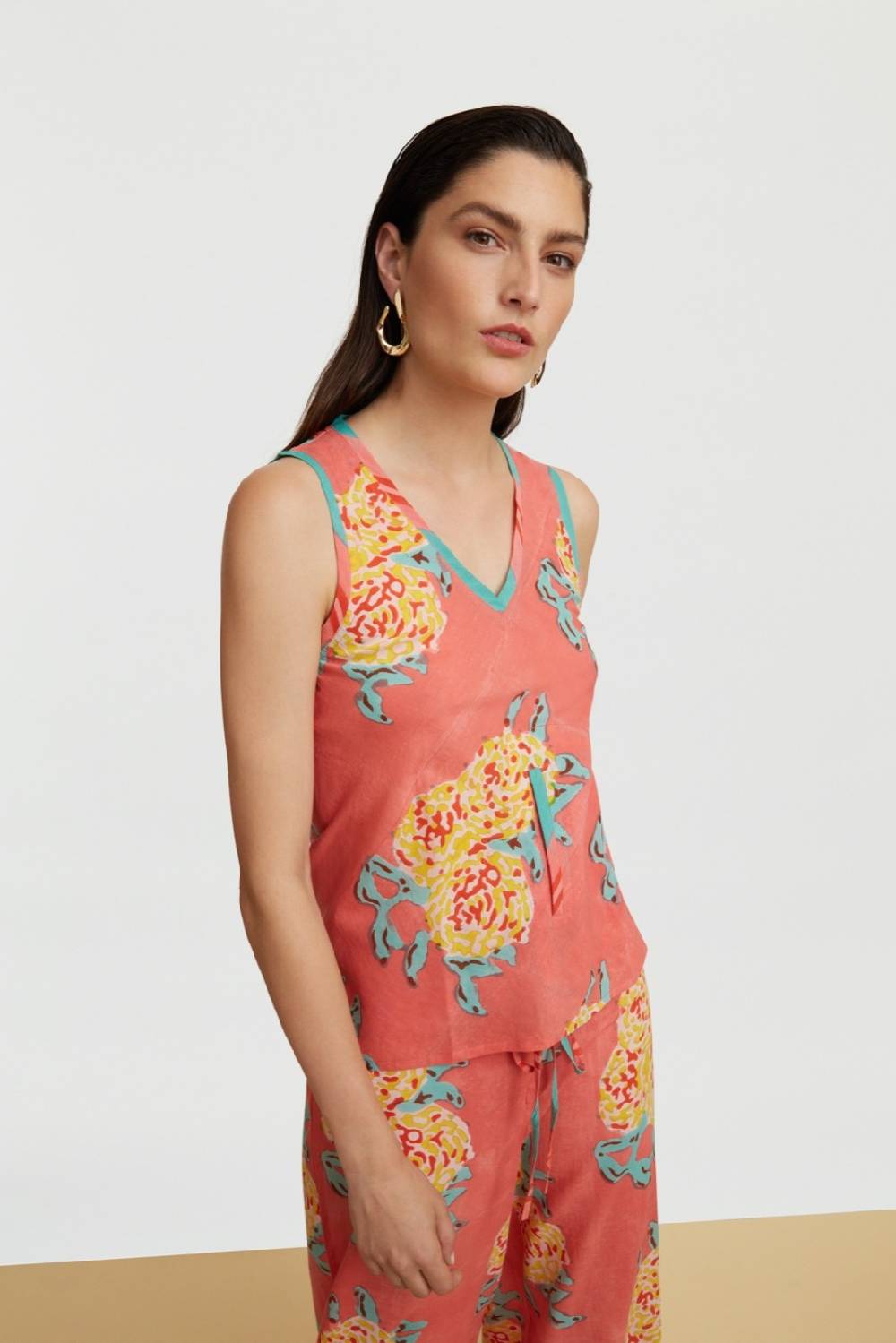 Lisa Corti top banyan leopard flower old pink