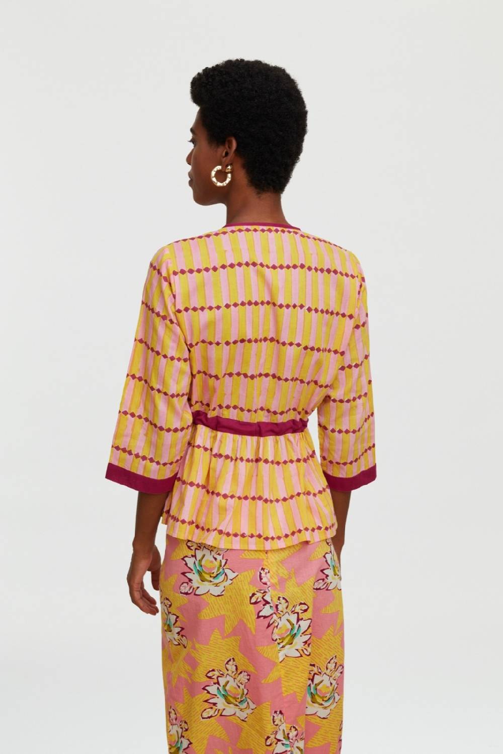 Lisa Corti Top Rainbow Diamond Stripes Light Yellow