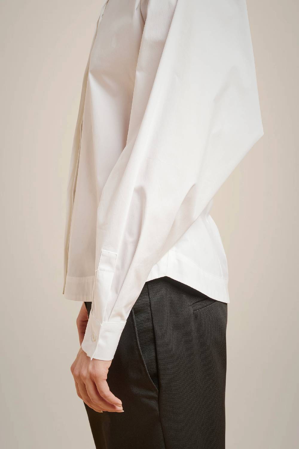 Liviana Conti CAMICIA CON COLLETTO ALLA COREANA W4LL4WK09A01-0.38