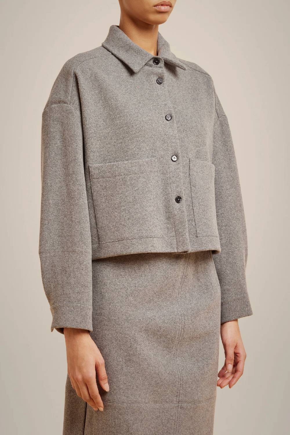 Liviana Conti GIACCA CROP CON COLLETTO W4LL4WL52Y13-0.38