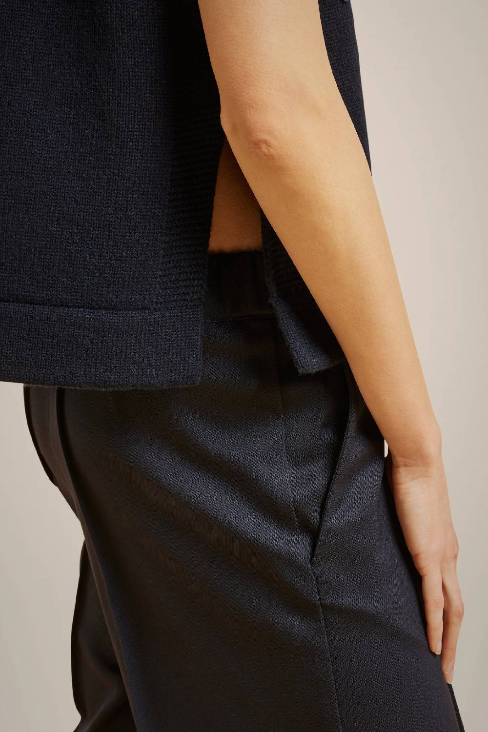 Liviana Conti GILET CON PAILLETTES IN CASHMERE RICICLATO W4LL4WC47N08-0.XS