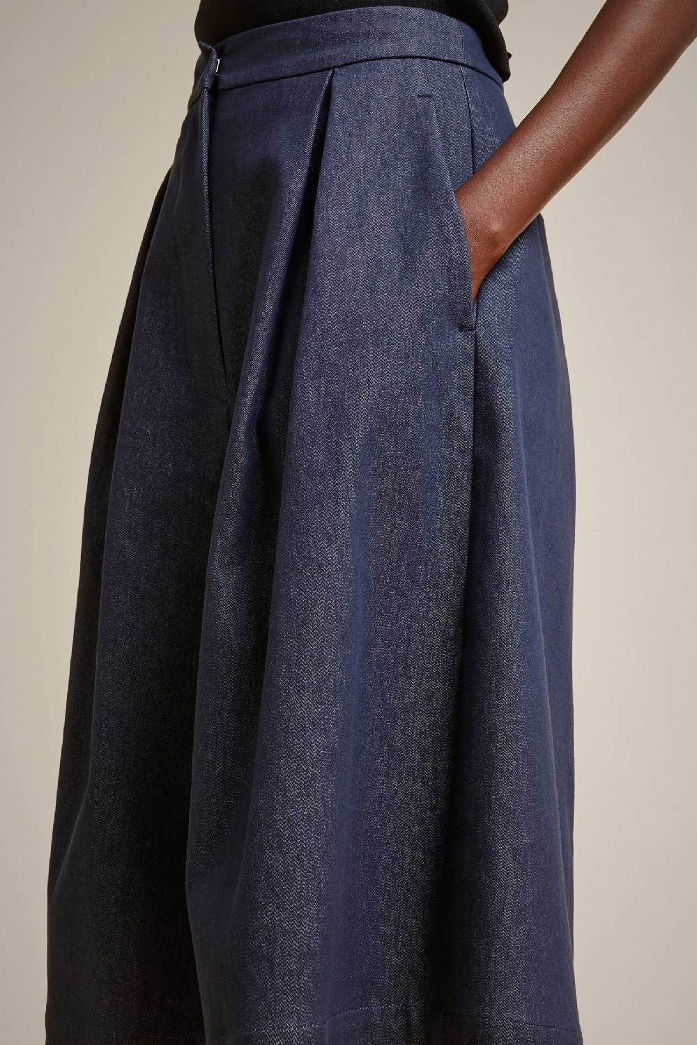 Liviana Conti BERMUDA S4FF4SL66N08-0.38