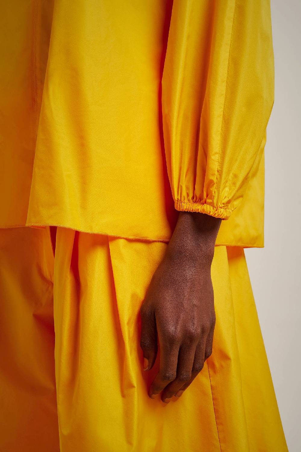 Liviana Conti BLUSA CON FIOCCO S4FF4SY05C01-0.38