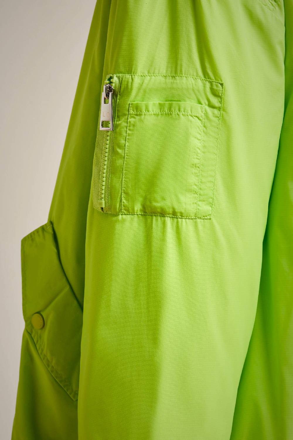 Liviana Conti BOMBER S4FF4SW12R44-0.38