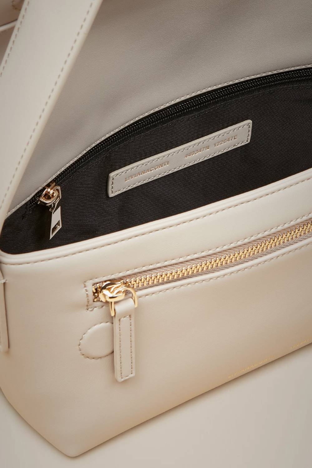 Liviana Conti BORSA A SPALLA W4AA4WA21W69-0.NR