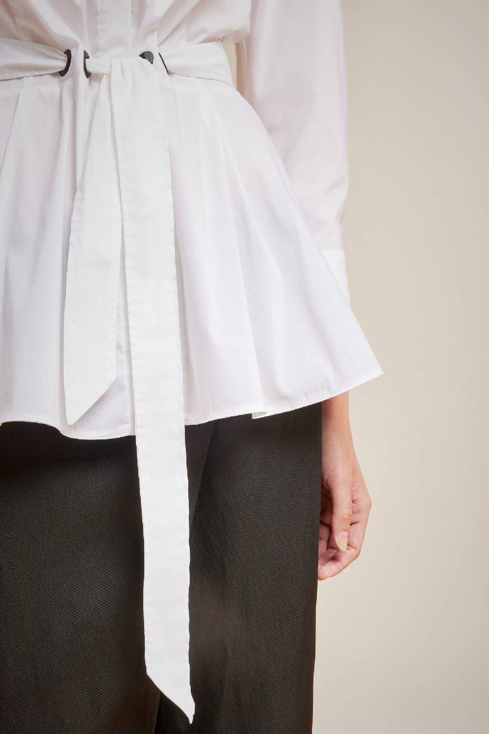 Liviana Conti CAMICIA CON FIOCCO S4LL4SK16A01-0.38