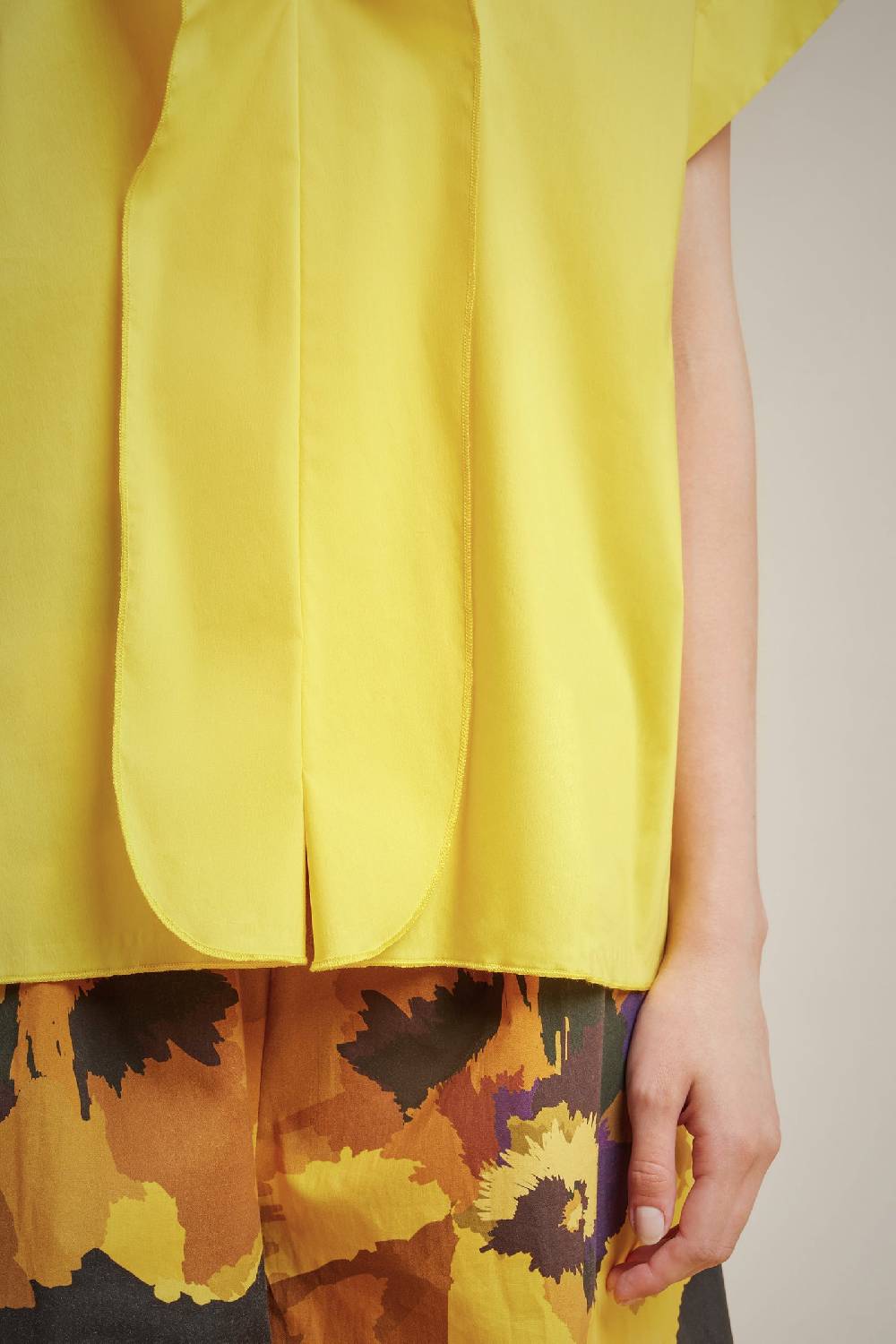 Liviana Conti CAMICIA CON VOLANT S4LL4SK11B03-0.38