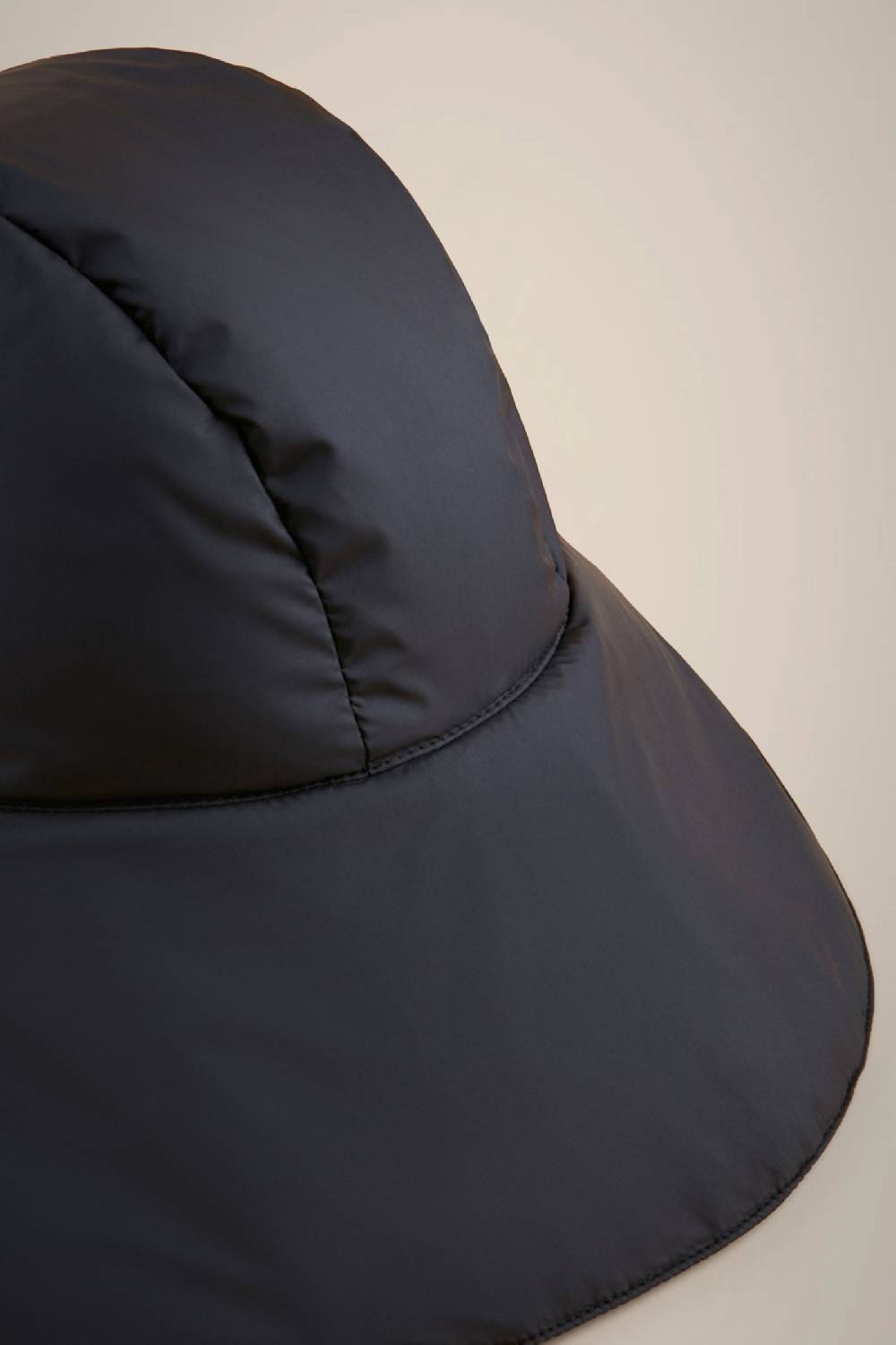 Liviana Conti CLOCHE IMBOTTITA W4FF4WW29Y69-0.S-M