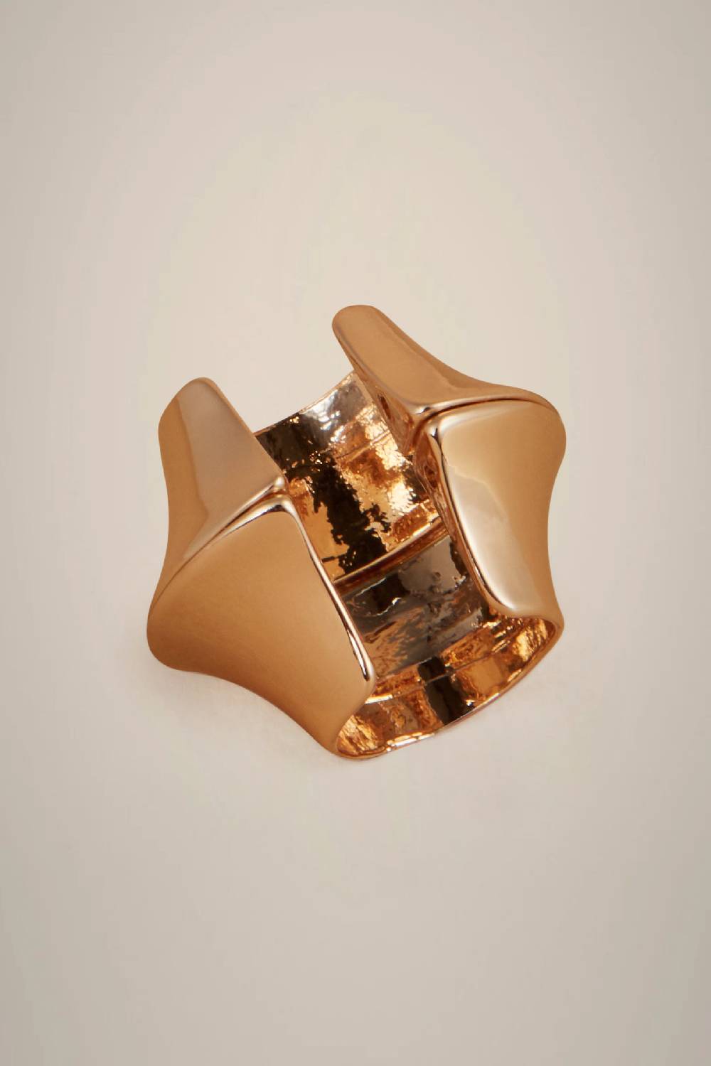 Liviana Conti EARCUFF SATURNO W4AA4WJ06Z03-0.NR