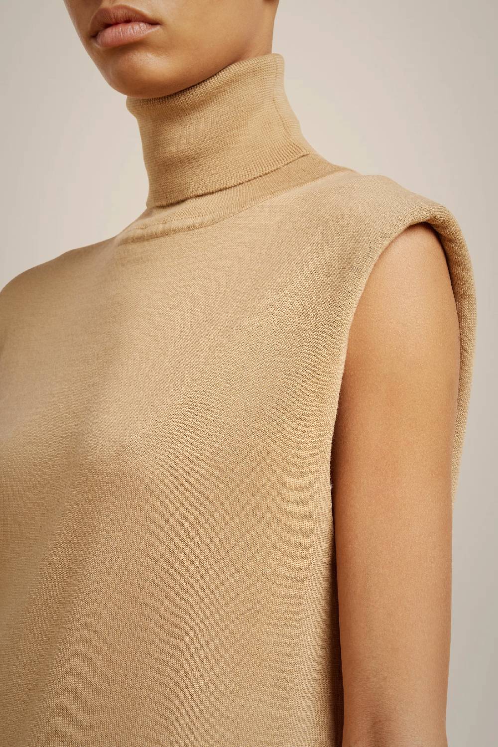 Liviana Conti GILET LANA MERINOS W4LL4WA03V61-0.XS