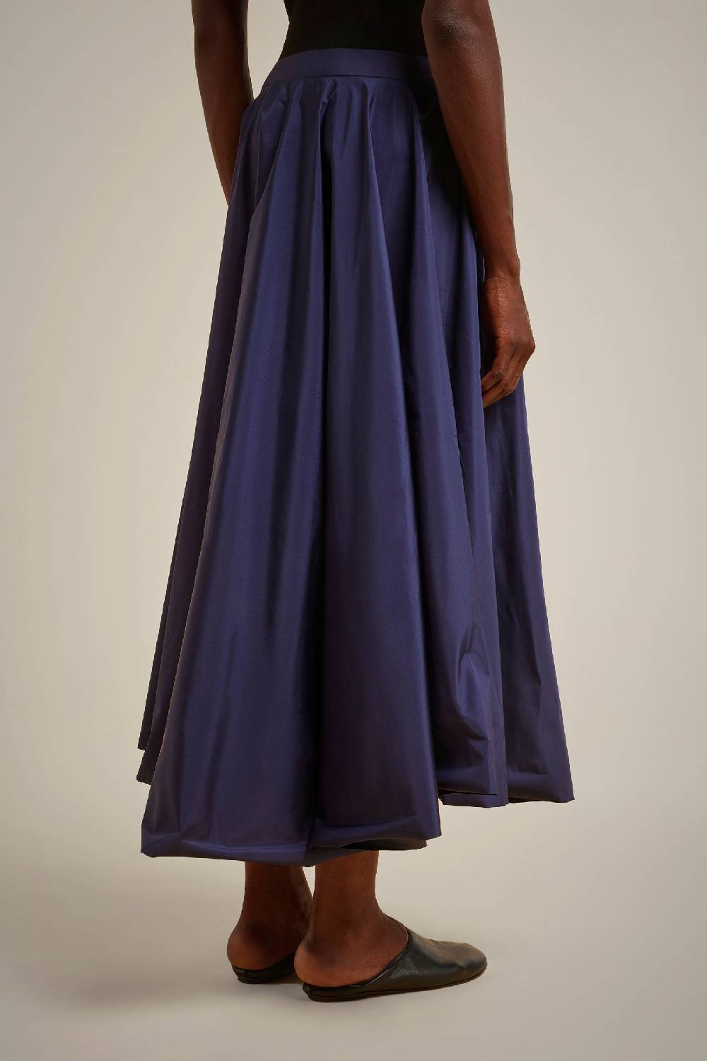 Liviana Conti GONNA AMPIA S4FF4SY32N08-0.38