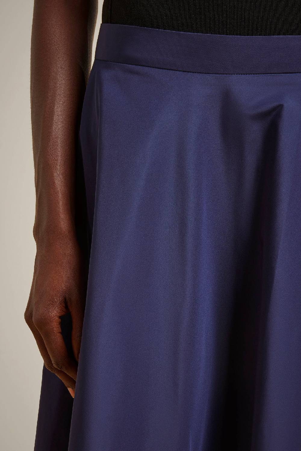 Liviana Conti GONNA AMPIA S4FF4SY32N08-0.38