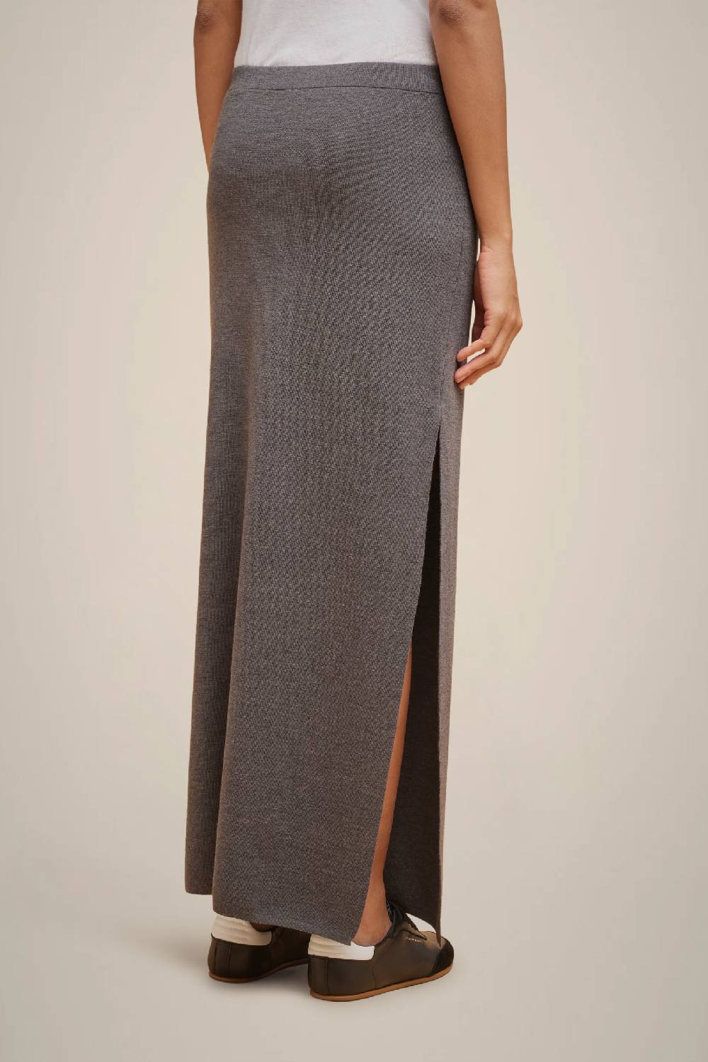 Liviana Conti GONNA CON SPACCO W4FF4WA37Y49-0.XS