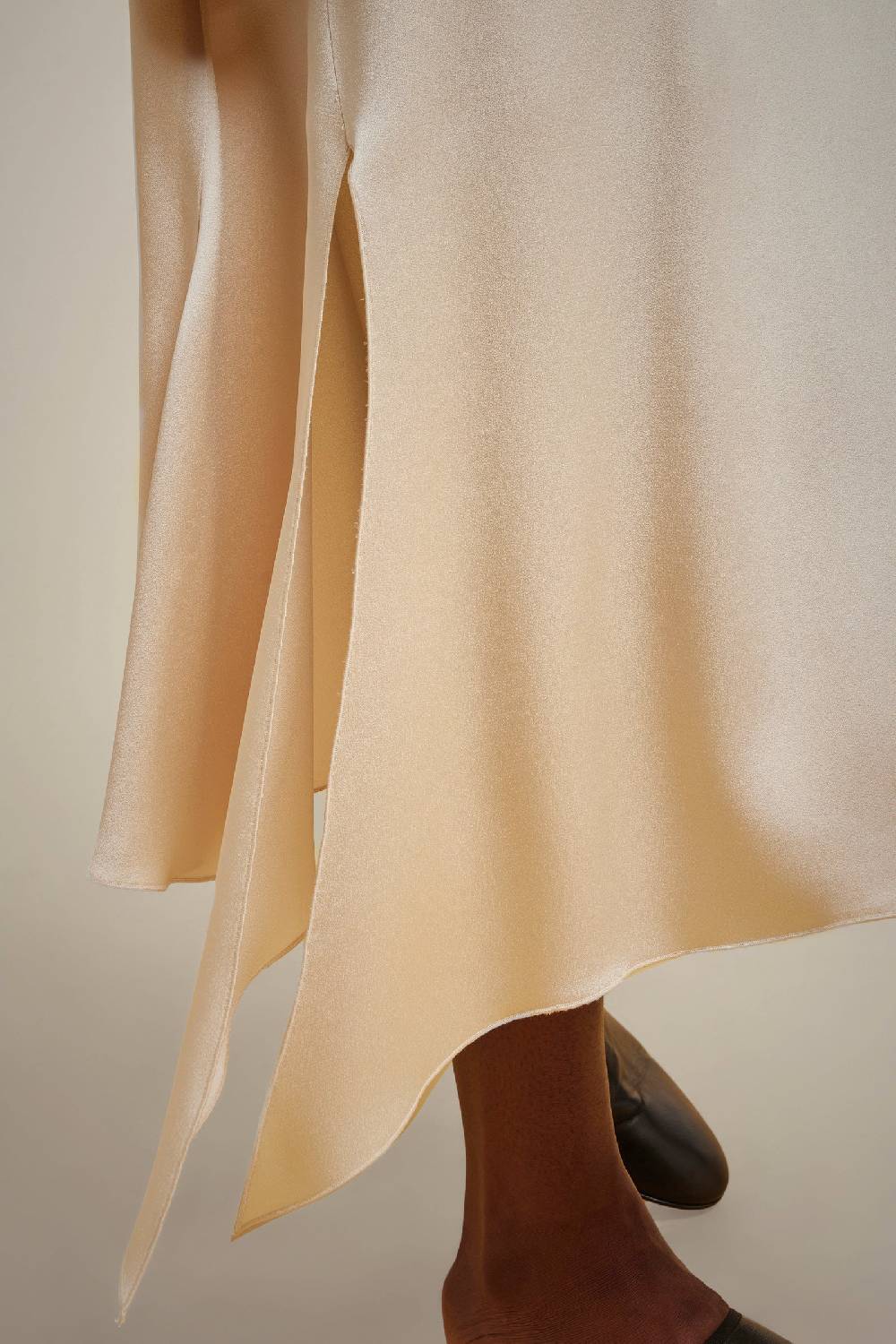 Liviana Conti GONNA RASO FLUIDO S4FF4SS22W43-1.38