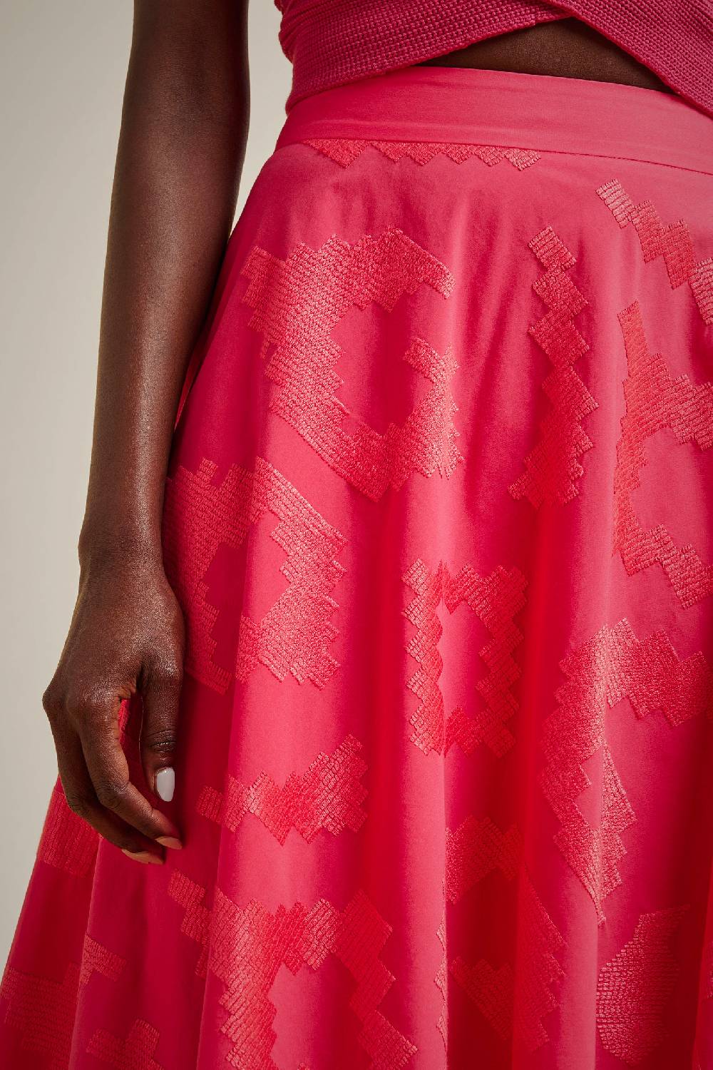 Liviana Conti GONNA RICAMATA S4FF4SK82G33-1.40