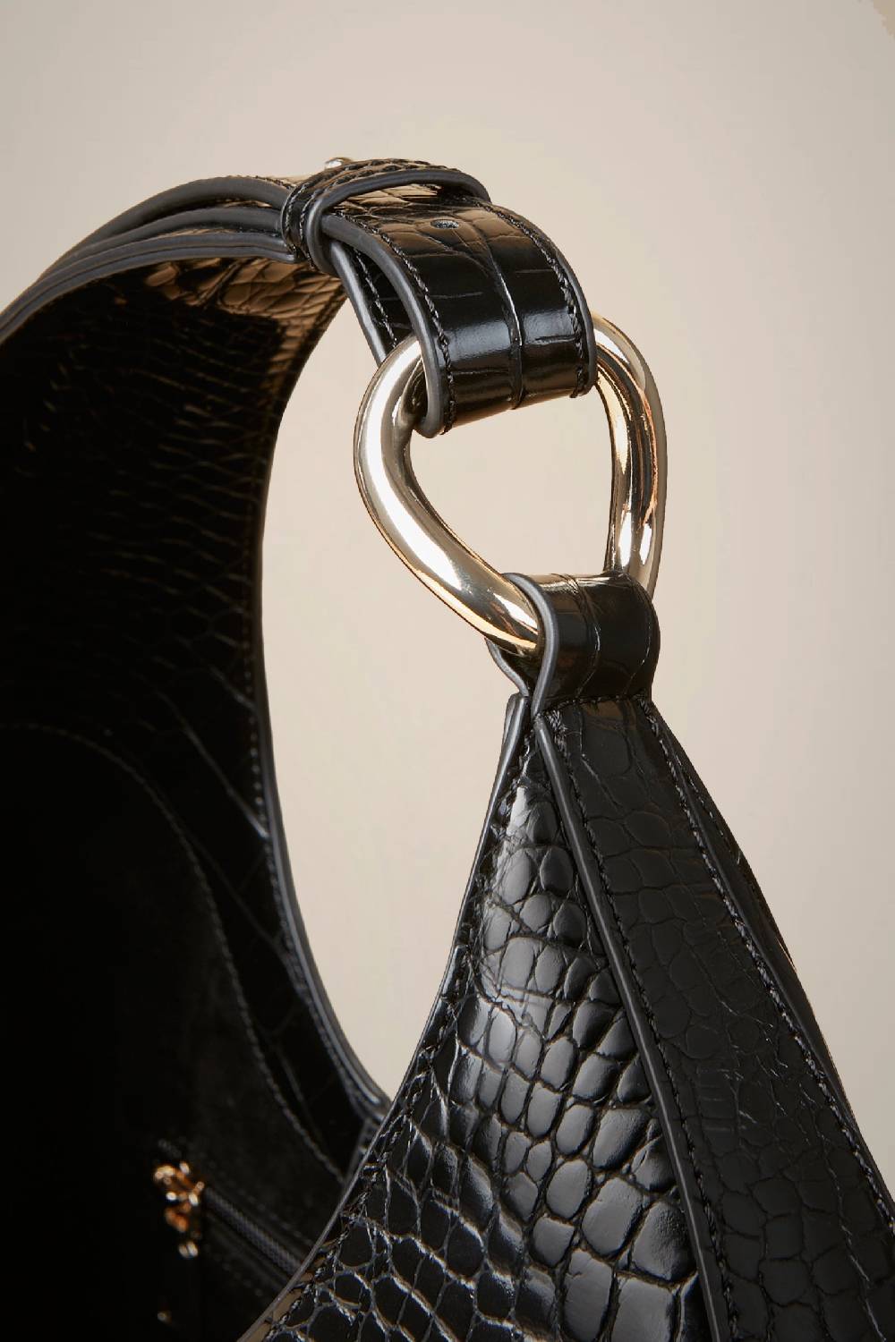 Liviana Conti HOBO ASIMMETRICA W4AA4WA37Y69-0.NR