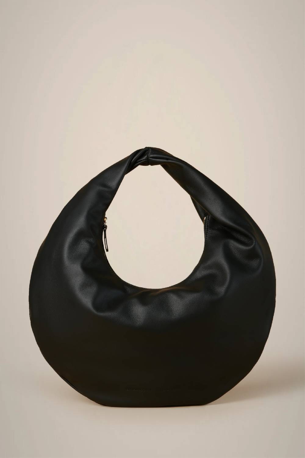 Liviana Conti HOBO PUFFY W4AA4WA12Y69-0.NR