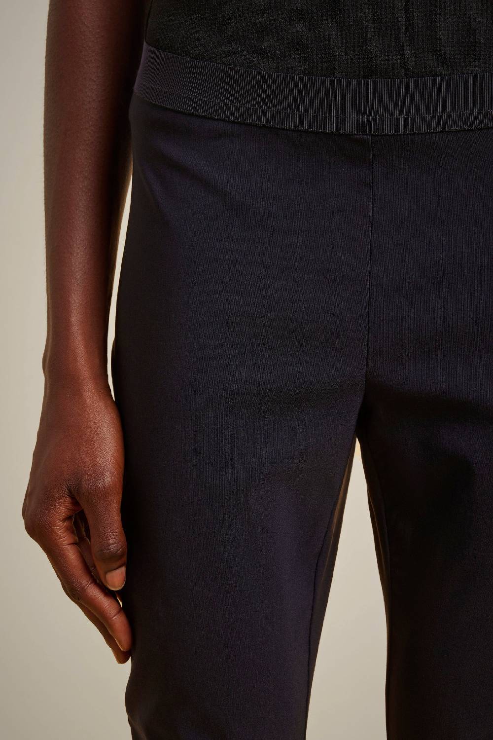 Liviana Conti LEGGINGS S4FCNTR20N08-0.38