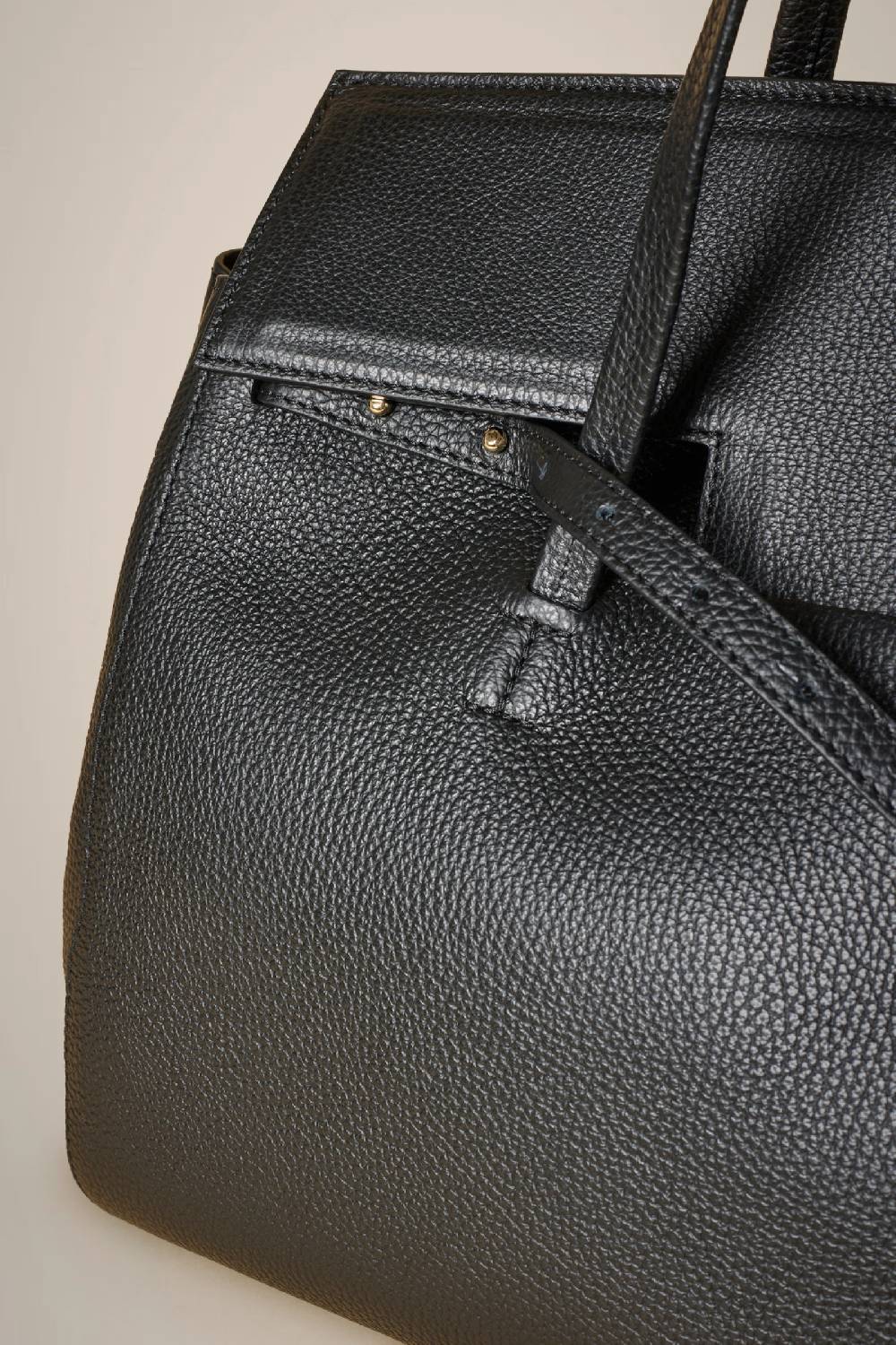 Liviana Conti MAXI HAND BAG W4AA4WA06Y69-0.NR