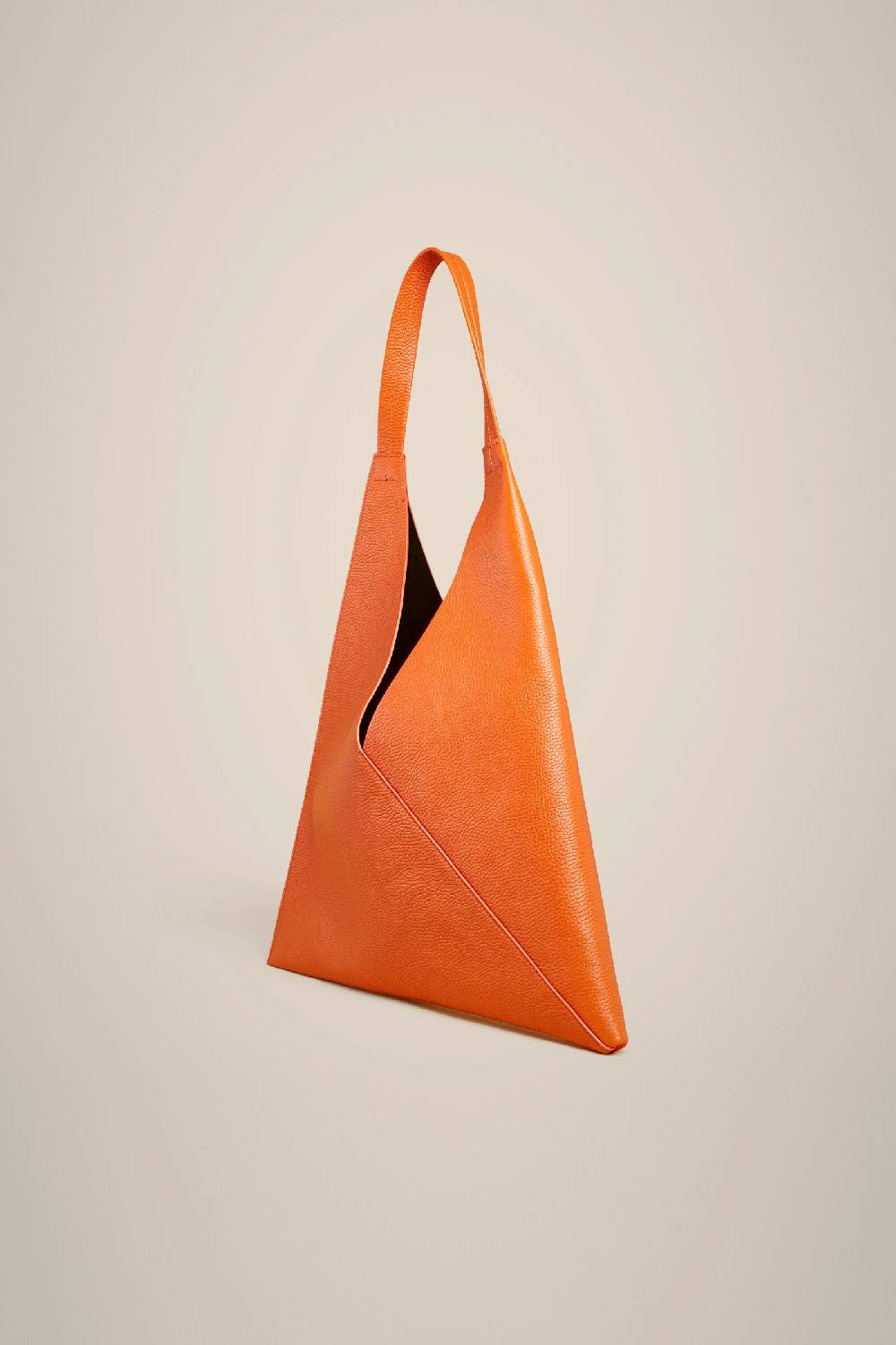 Liviana Conti MAXI HOBO S4AA4SA02C36-0.NR