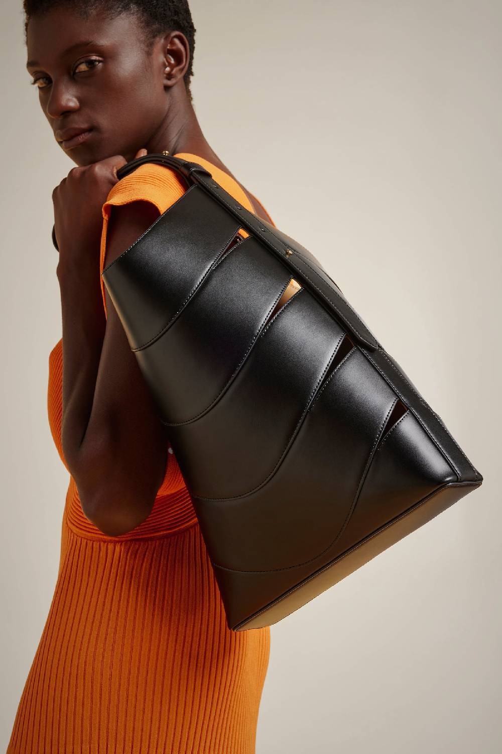 Liviana Conti MAXI HOBO S4AA4SA16Y69-0.NR