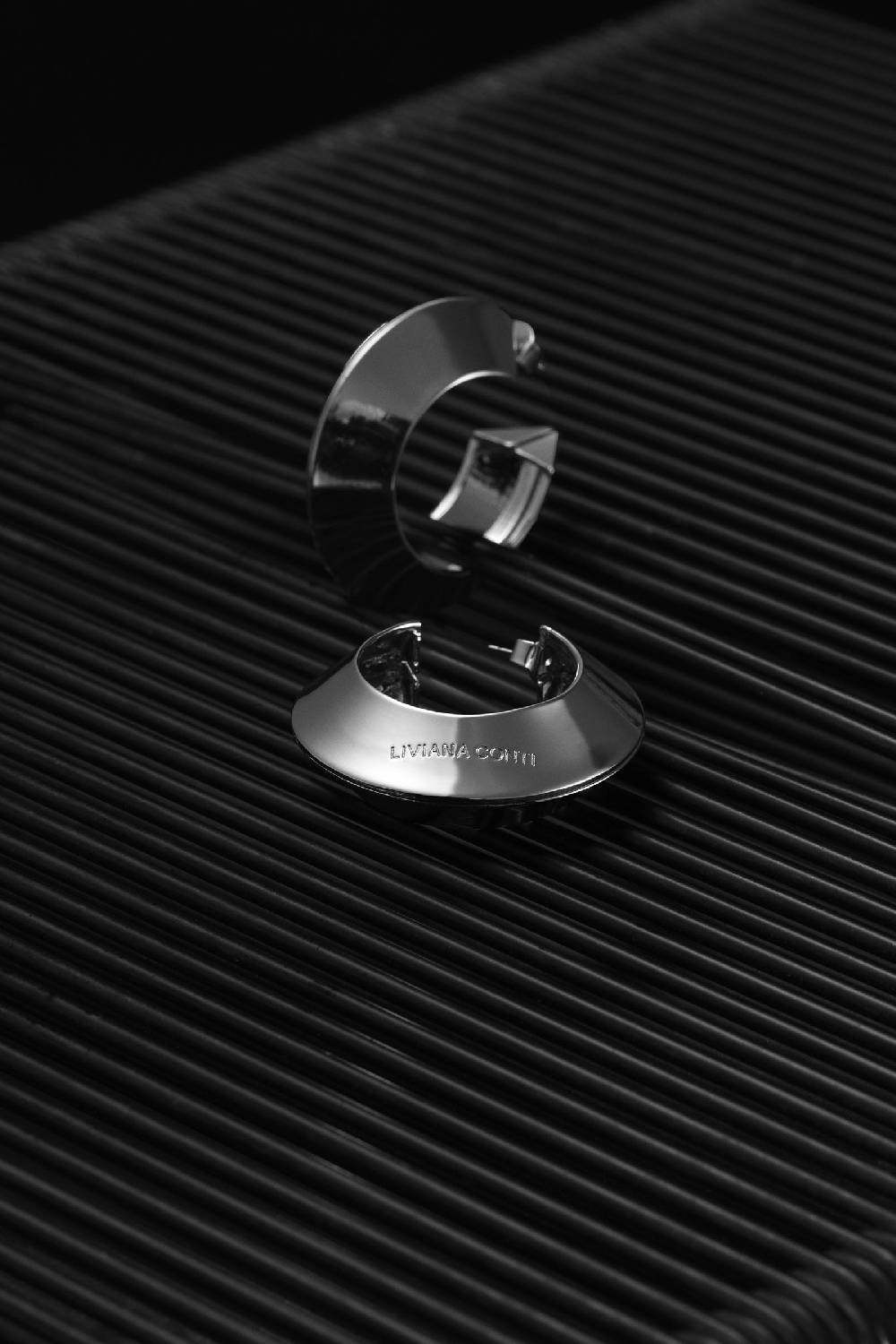 Liviana Conti ORECCHINI PICCOLI W4AA4WJ07Z03-0.NR