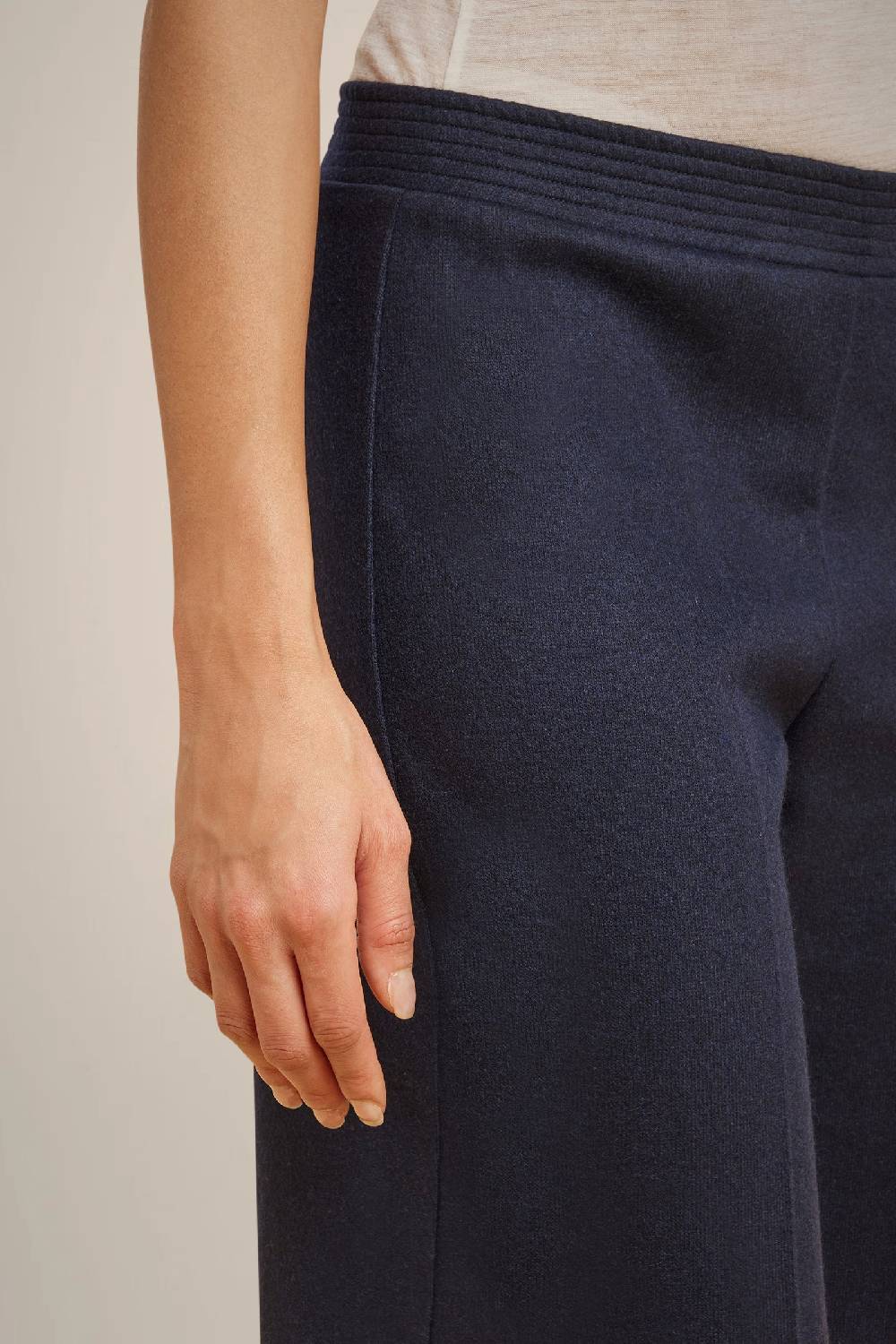 Liviana Conti PANTALONE CROP W4LL4WN28N08-0.38