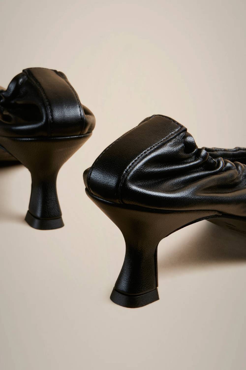 Liviana Conti PUMPS ARRICCIATURA W4AA4WC06Y69-0.36