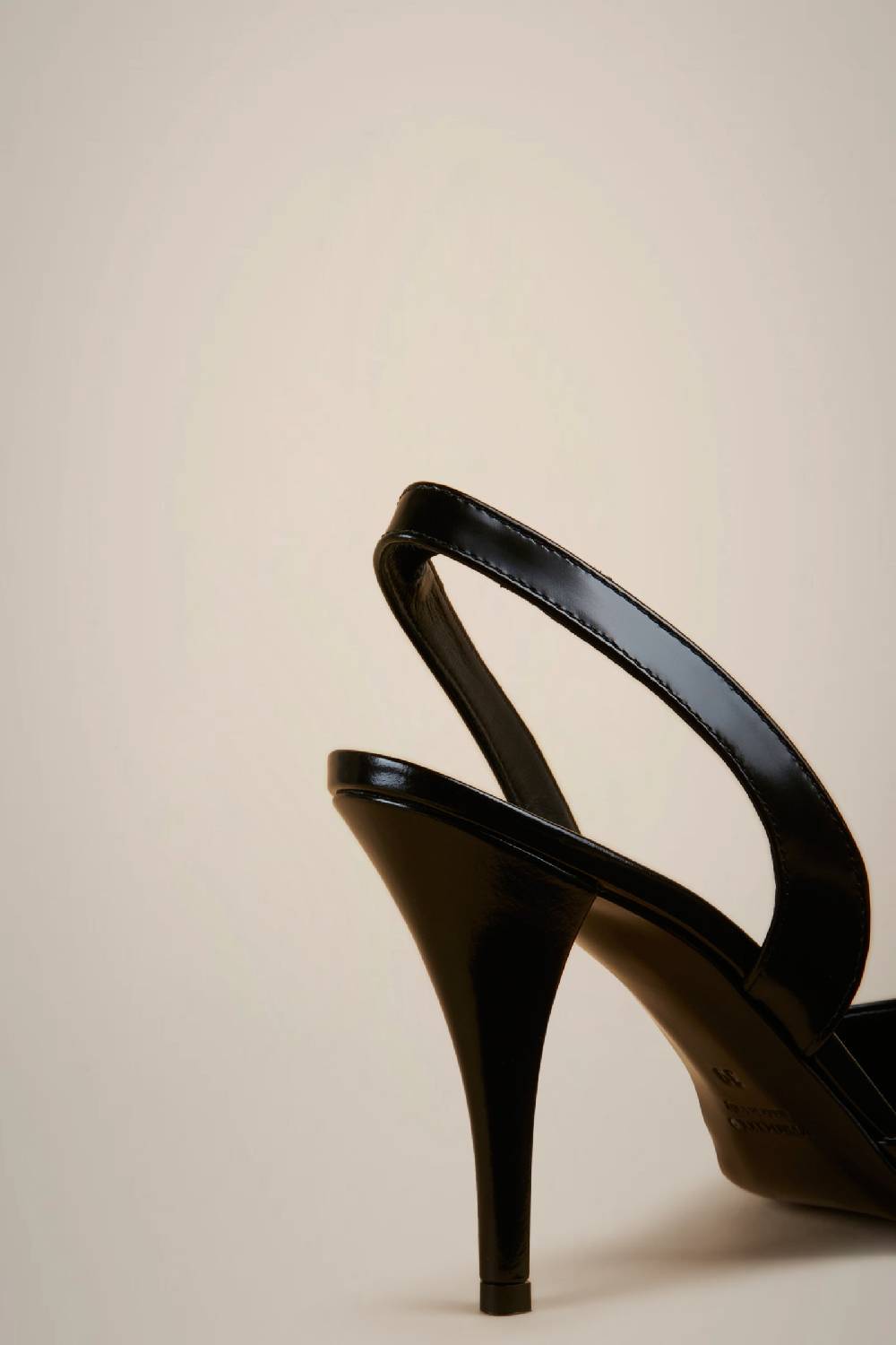 Liviana Conti PUMPS SLINGBACK W4AA4WC02Y69-0.36