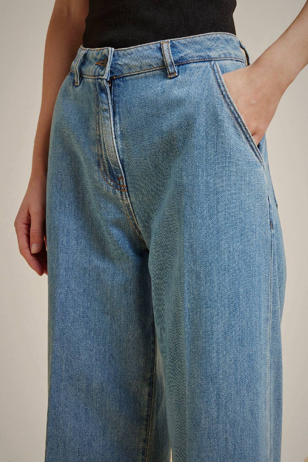 Liviana Conti STRAIGHT FIT DENIM S4FF4SY47Z89-0.26