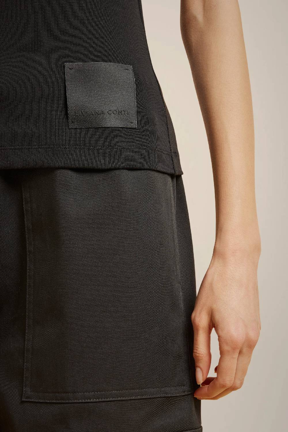 Liviana Conti T-SHIRT A COSTE W4LL4WW62Y69-0.XS