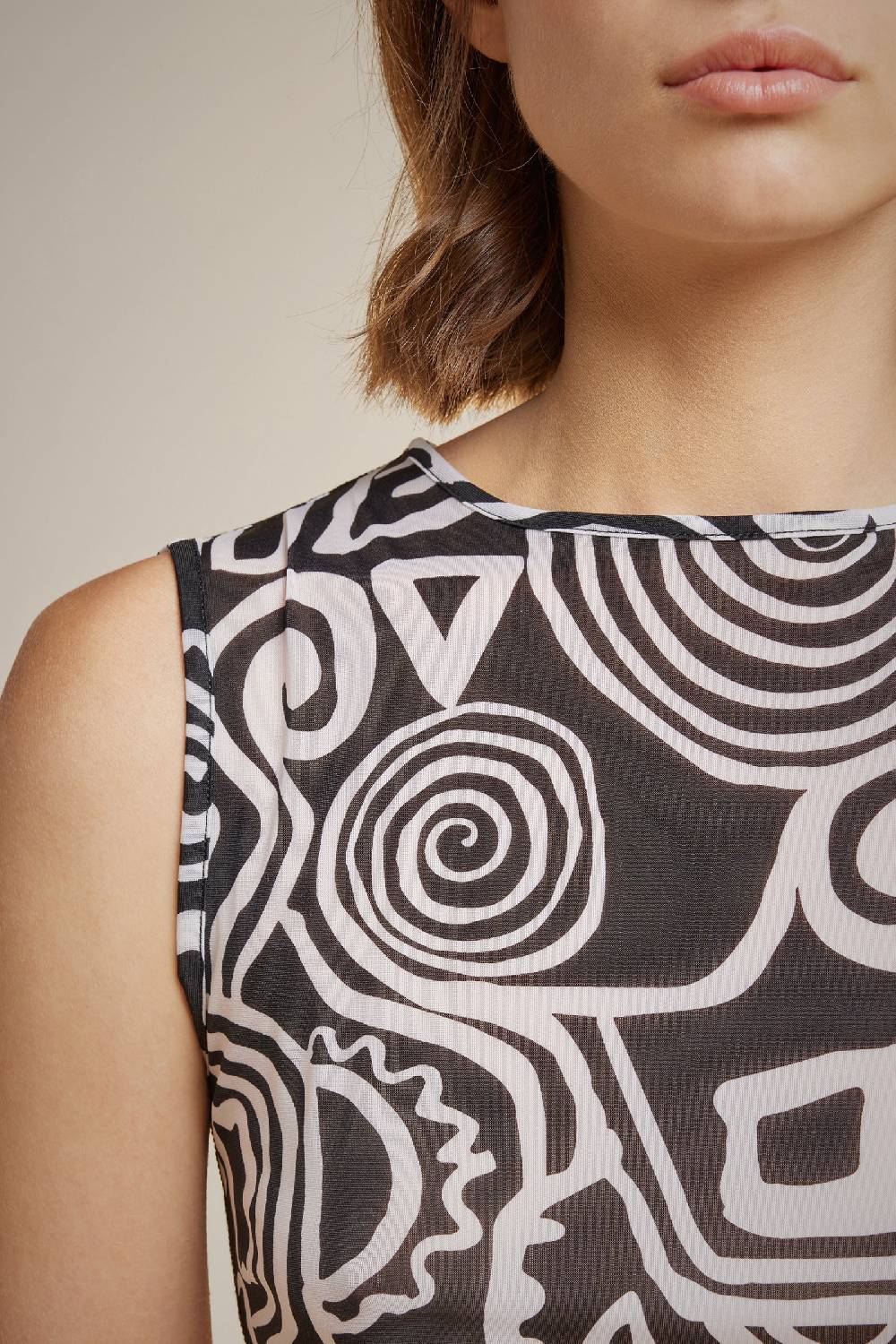 Liviana Conti T-SHIRT S4LL4SH03GRF-2.XS