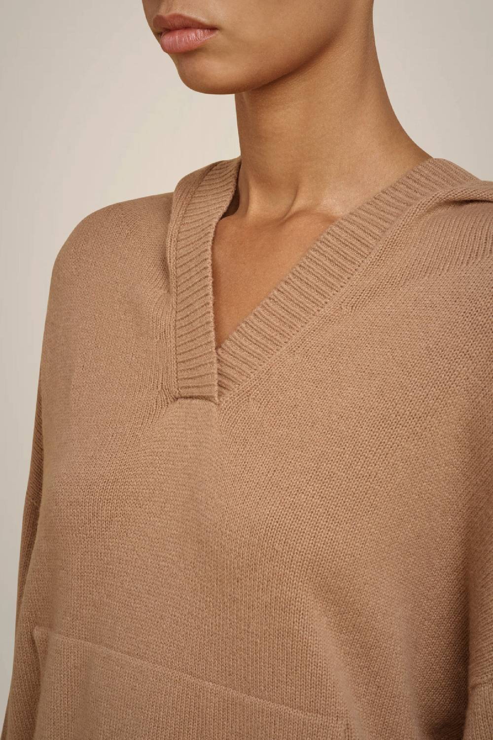 Liviana Conti MAGLIA CON CAPPUCCIO W4FF4WC15T50-1.XS