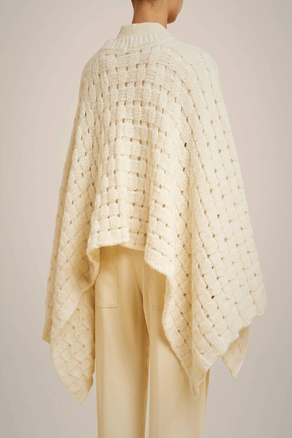 Liviana Conti MANTELLA PUNTO CANESTRO W4LL4W308A08-1.M