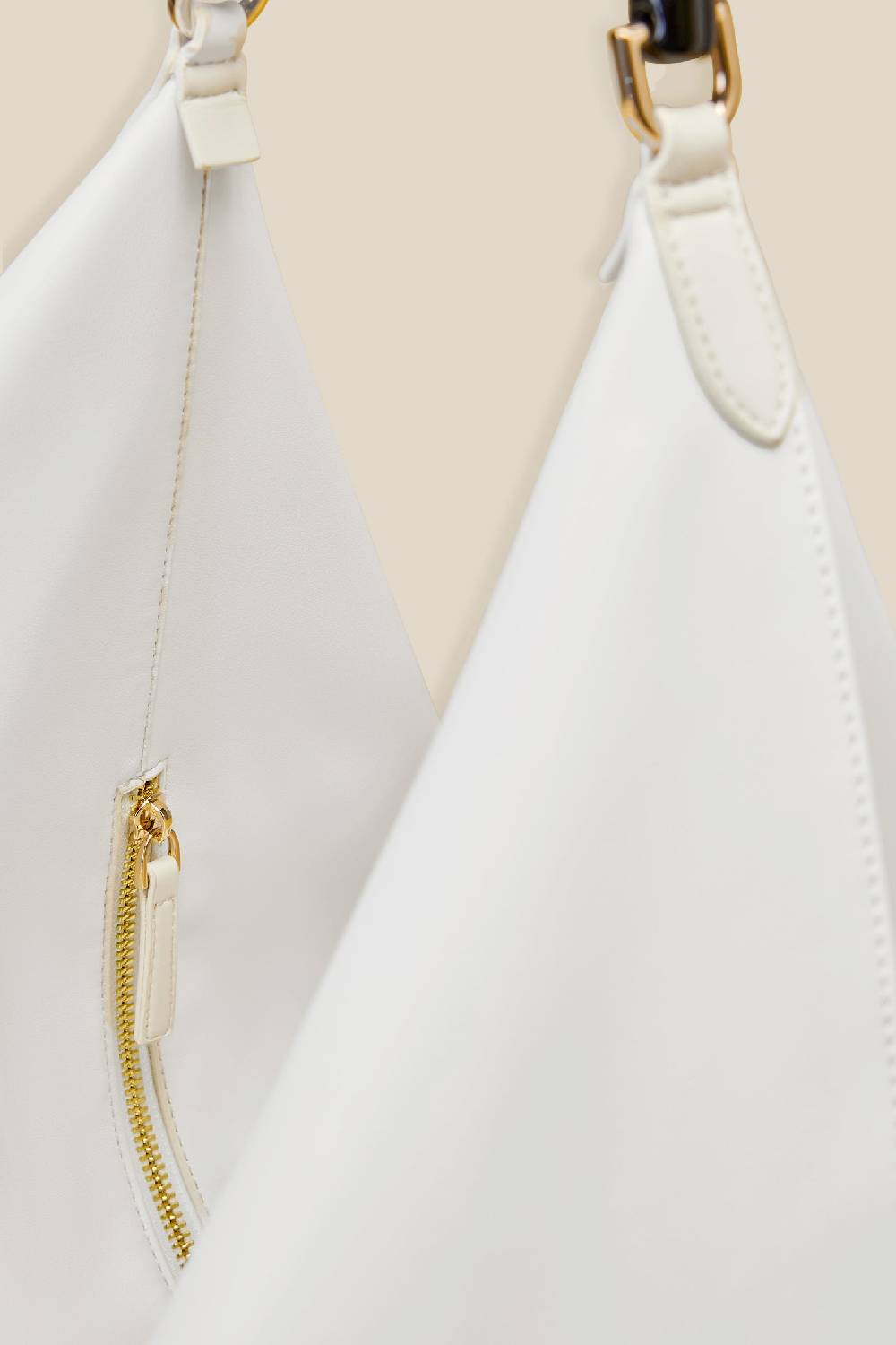 Liviana Conti MAXI HOBO MAN.RESINA S4AA4SA52W44-0.NR