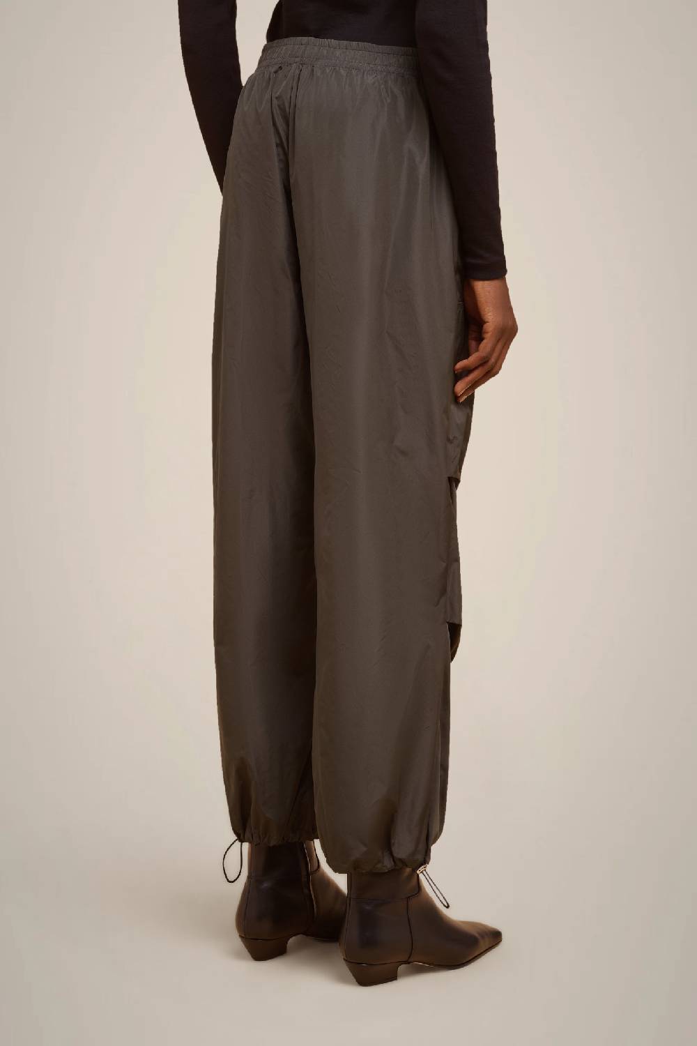 Liviana Conti PANTALONE COULISSE IN TAFFETA' W4FF4WY18S89-0.38