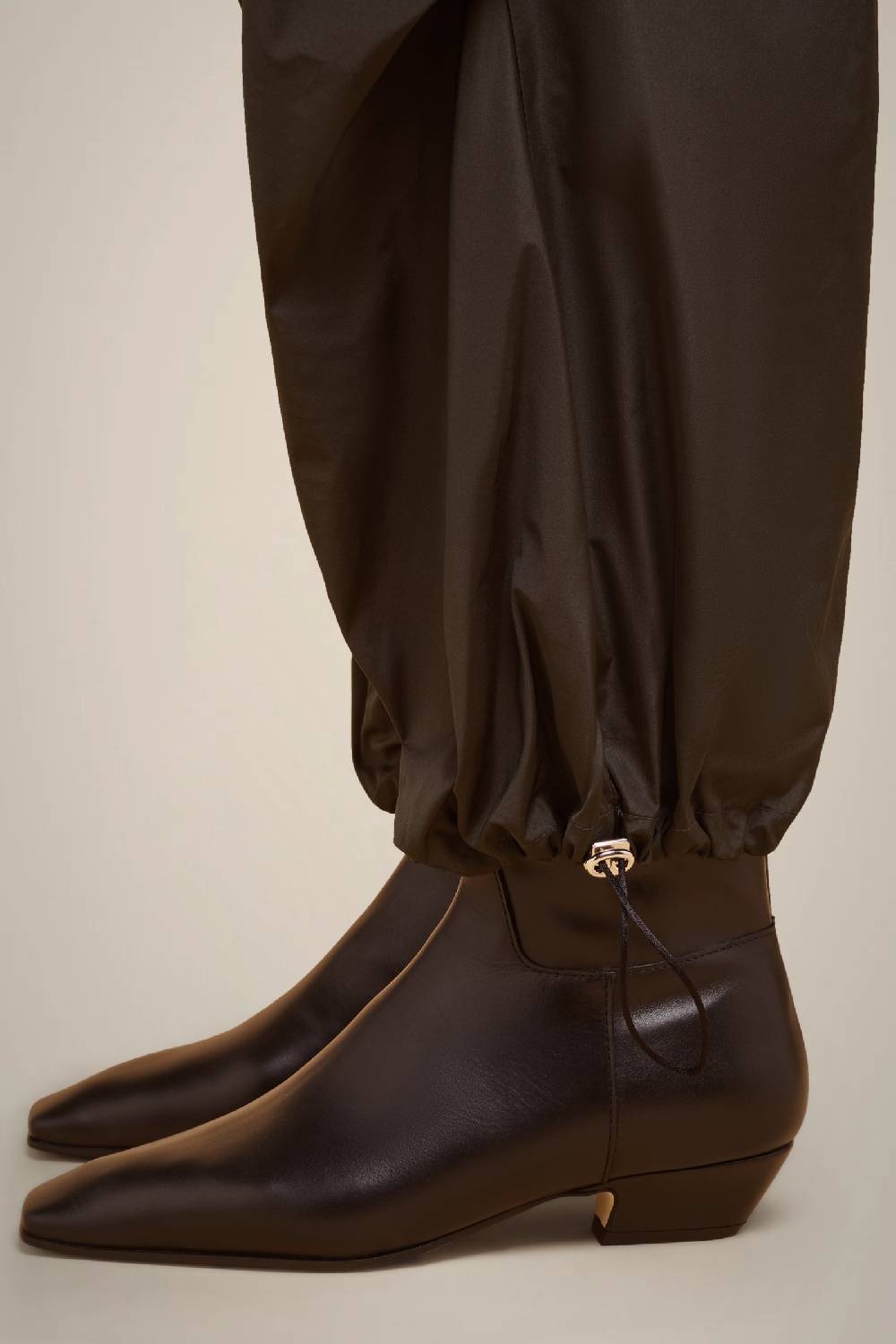 Liviana Conti PANTALONE COULISSE IN TAFFETA' W4FF4WY18S89-0.38