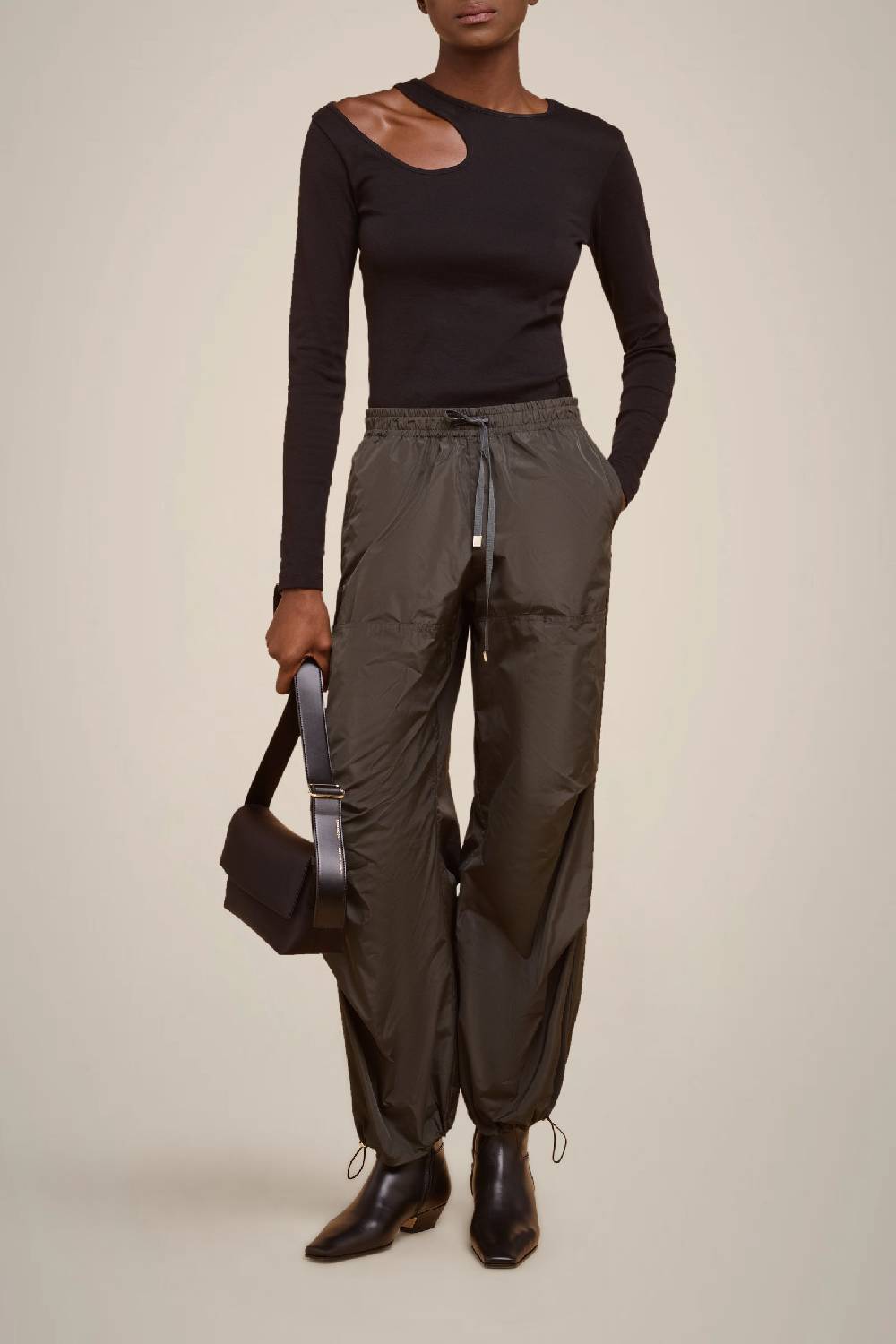 Liviana Conti PANTALONE COULISSE IN TAFFETA' W4FF4WY18S89-0.38