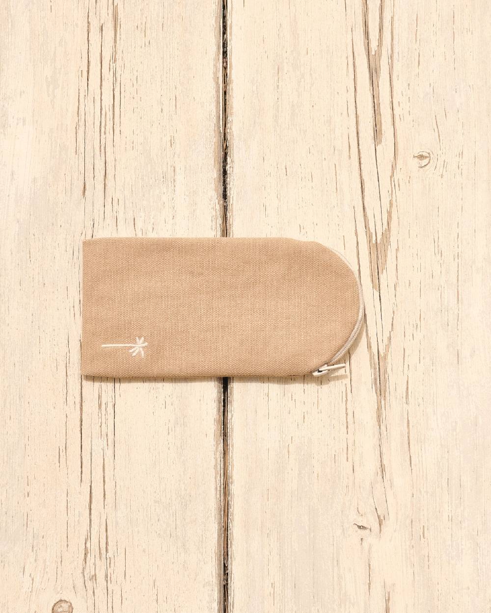 Manebí Canvas Sunglasses Case - La Havana Desert With Ecru Logo